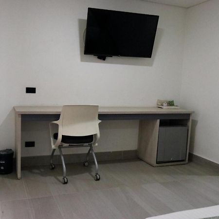 Hotel Loup Medellin Bagian luar foto