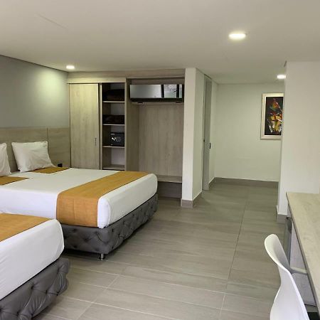 Hotel Loup Medellin Bagian luar foto