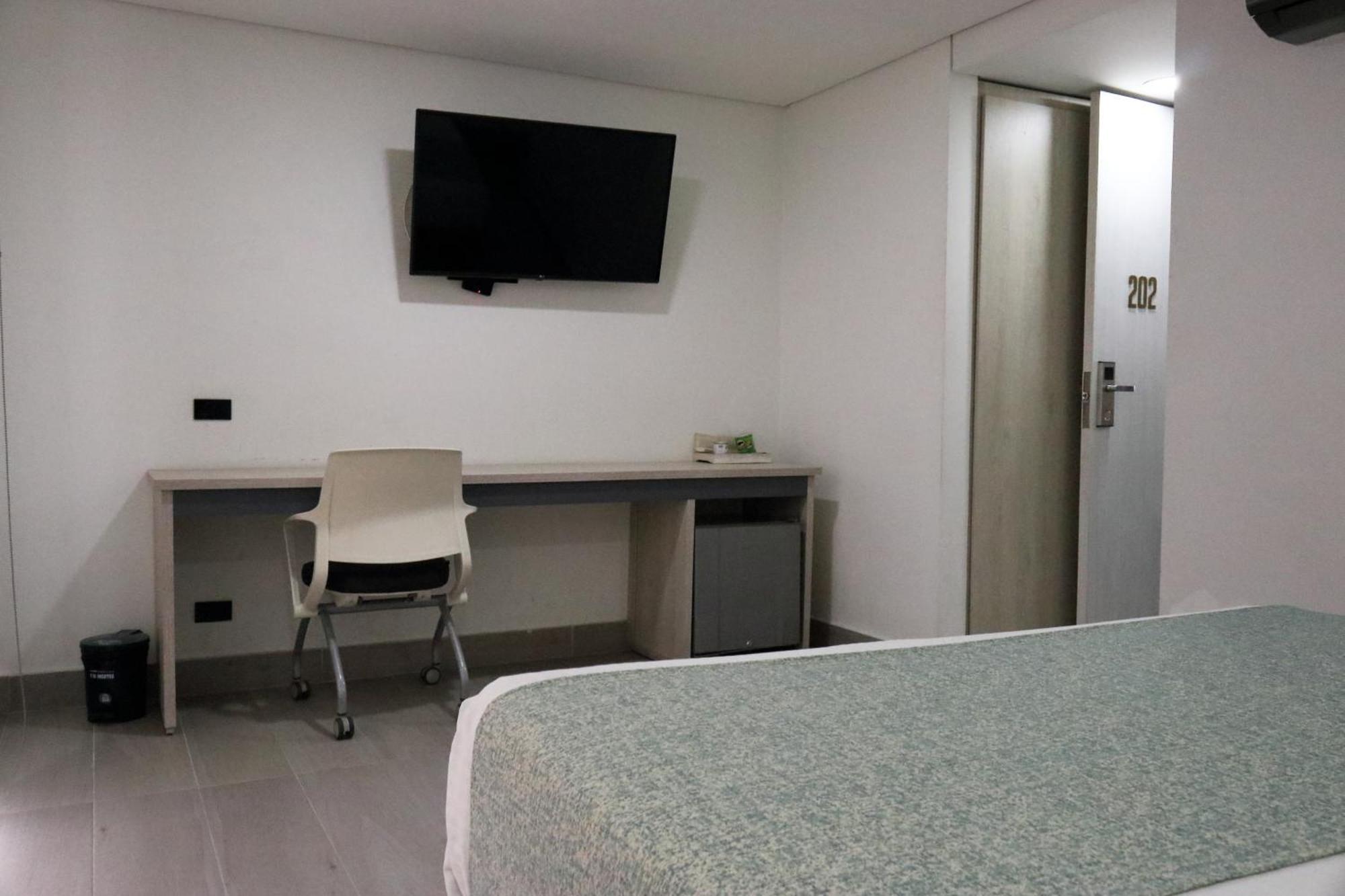 Hotel Loup Medellin Bagian luar foto