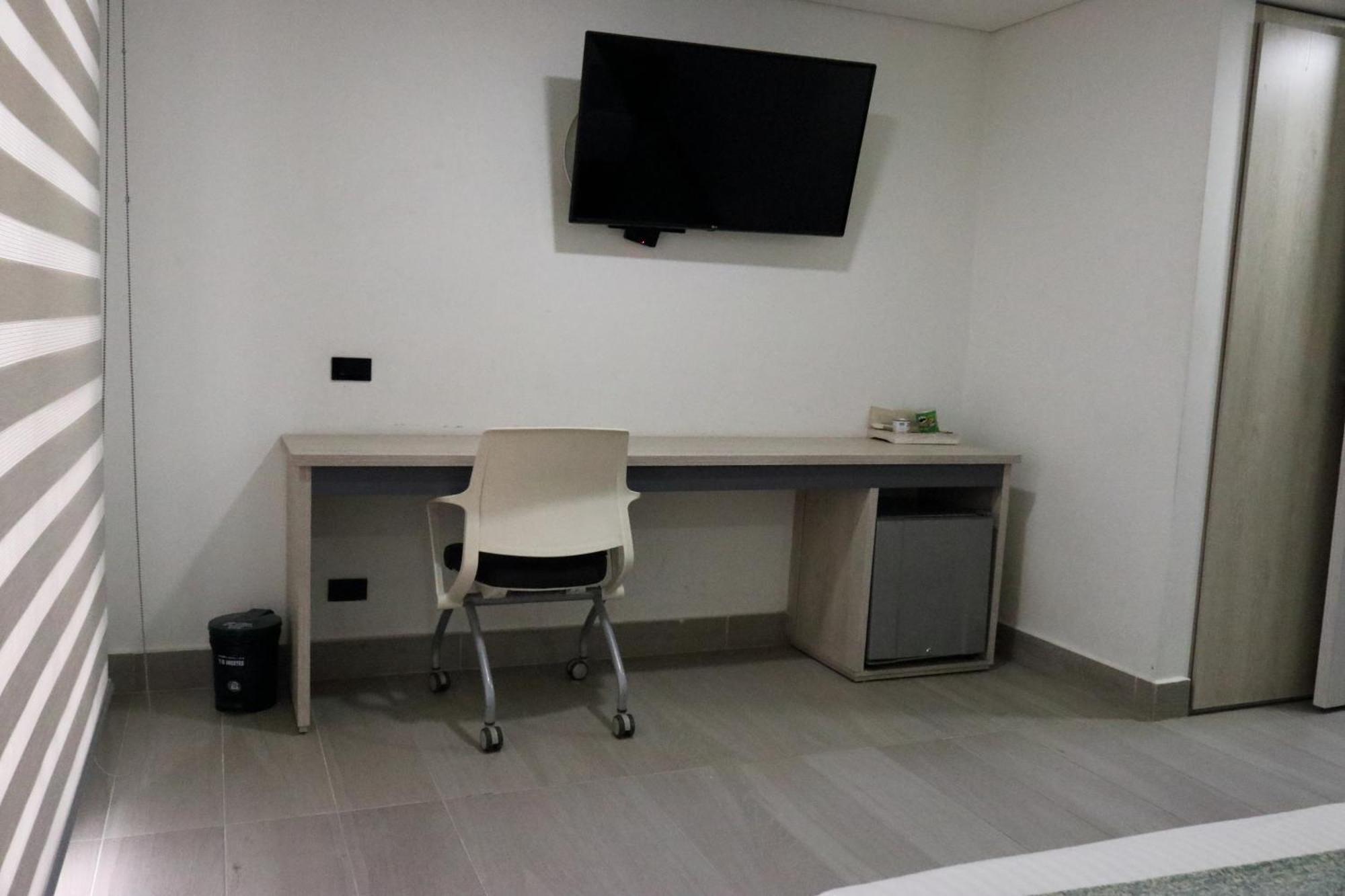 Hotel Loup Medellin Bagian luar foto