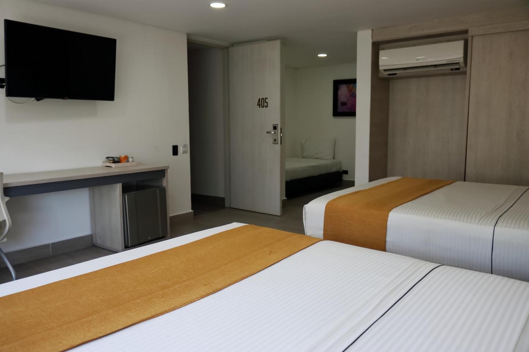 Hotel Loup Medellin Bagian luar foto