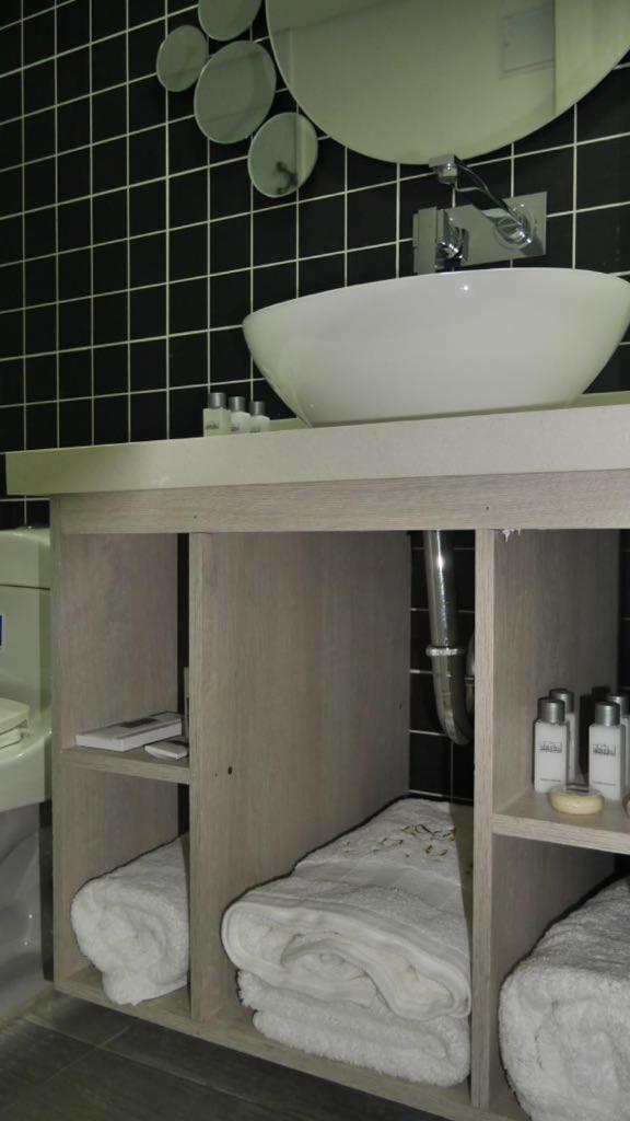 Hotel Loup Medellin Bagian luar foto