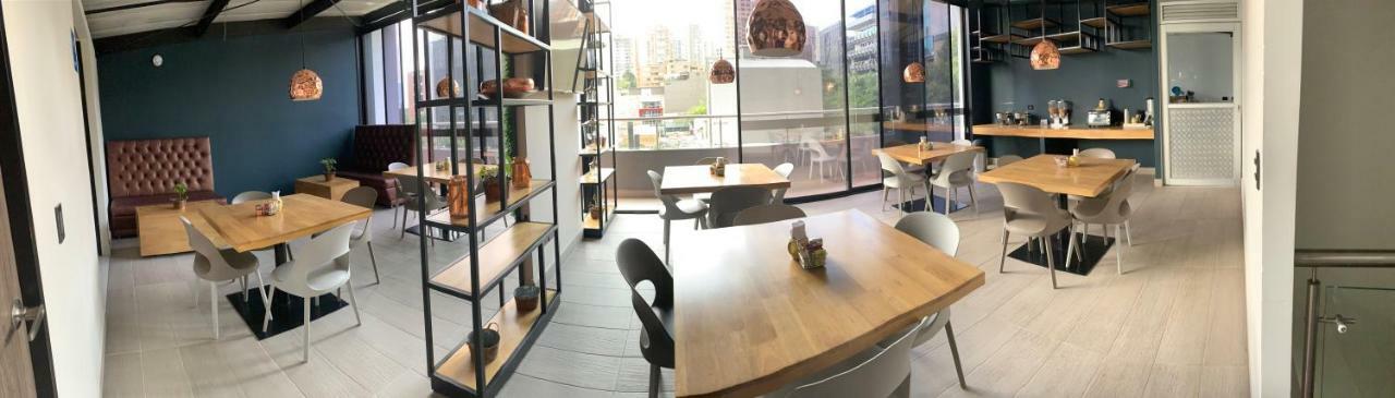 Hotel Loup Medellin Bagian luar foto